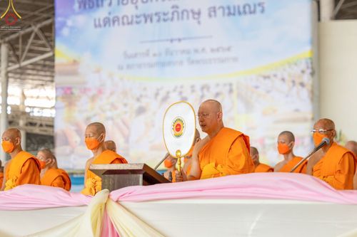 ภาพ No.66398:พิธีถวายอุปกรณ์เครื่องกันหนาว แด่คณะพระภิกษุ สามเณร วัดพระธรรมกาย วันเสาร์ที่ 10 ธันวาคม พ.ศ. 2565 ณ สภาธรรมกายสากล วัดพระธรรมกาย จ.ปทุมธานี