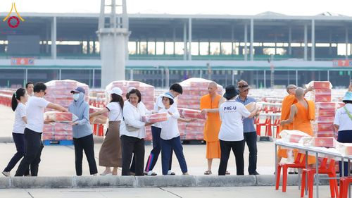 ภาพ No.324199:วันที่ 17-21 เมษายน 2569 เตรียมงานถวายสังฆทาน40000กว่าวัดทั่วประเทศ