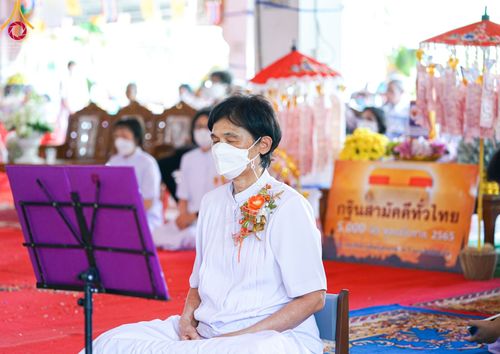 ภาพ No.63815:พิธีทอดกฐินสามัคคีทั่วไทย 5,000 วัด โดยคณะศิษยานุศิษย์วัดพระธรรมกาย น้อมบูชาธรรม 78 ปี หลวงพ่อธัมมชโย วันที่ 5 พฤศจิกายน พ.ศ. 2565 วัดเวฬุวันคิรีวงค์ อ.ด่านช้าง จ.สุพรรณบุรี