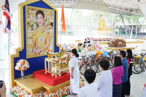 ภาพ No.71088:วัดพระธรรมกาย มูลนิธิธรรมกาย และเครือข่ายคณะศิษยานุศิษย์วัดพระธรรมกายทั่วโลก  มอบของขวัญสนับสนุนการจัดกิจกรรมเนื่องในงานวันเด็กแห่งชาติ ประจำปี พ.ศ.๒๕๖๖