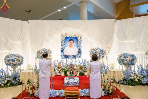 ภาพ No.90863:พิธีบำเพ็ญกุศลสวดพระอภิธรรม  อุบาสกถาวร พรหมถาวร (อุบาสกผู้ปั้นพระ) คืนที่ 5 วันพุธที่ 18 ตุลาคม พ.ศ. 2566 ณ ห้องแก้วสารพัดนึก 1 สภาธรรมกายสากล วัดพระธรรมกาย จ.ปทุมธานี