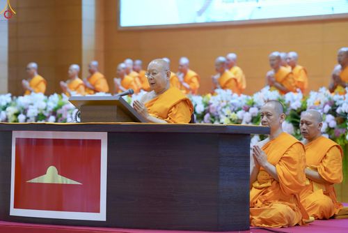 ภาพ No.331179:วันวิสาขบูชา อาทิตย์ที่ 31 พฤษภาคม พ.ศ.2569 พิธีปฏิบัติธรรม ณ ห้องแก้วสารพัดนึก 1  วัดพระธรรมกาย จังหวัดปทุมธานี