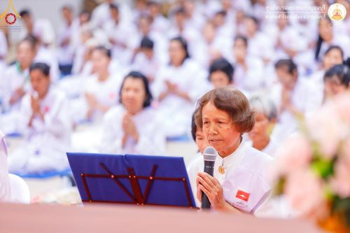 ภาพ No.152242:โครงการอบรมอุบาสก อุบาสิกาแก้ว ตัวแทนทอดกฐิน 30,000 วัด ทั่วไทย ระหว่างวันที่ 6-8 กันยายน พ.ศ. 2567 ณ ศูนย์อบรมเยาวชนกาญจนบุรี