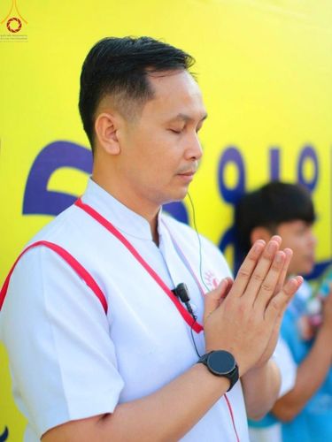 ภาพ No.205616:V.53 สารพัดV สารพัดดี ที่วัดโบสถ์บน ในโครงการธรรมยาตรา กตัญญูบูชา มหาปูชนียาจารย์ พระมงคลเทพมุนี(สด จนฺทสโร) พระผู้ปราบมาร อนุสรณ์สถาน 7 แห่ง ปีที่ 13 ระหว่างวันที่ 2-31 มกราคม พ.ศ. 2568