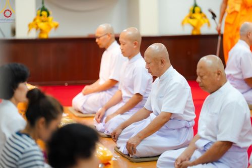 ภาพ No.147591:พิธีตัดปอยผม ขอขมา มอบบาตร ผ้าไตร โครงการปฐมอุปสมบท สมโภชอุโบสถ บูชาธรรม 80 ปี หลวงพ่อธัมมชโย ณ วัดพระธรรมกายโทชิหงิ ประเทศญี่ปุ่น วันพฤหัสบดีที่ 8 สิงหาคม พ.ศ. 2567