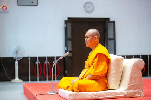 ภาพ No.156828:พิธีบรรพชาอุปสมบท ธรรมทายาท โครงการอุปสมบทหมู่บูชาธรรมครบรอบ 107 ปี วันครูผู้ค้นพบวิชชาธรรมกาย ณ โบสถ์พระไตรปิฏก วัดพระธรรมกาย วันเสาร์ที่ 14 กันยายน พ.ศ. 2567