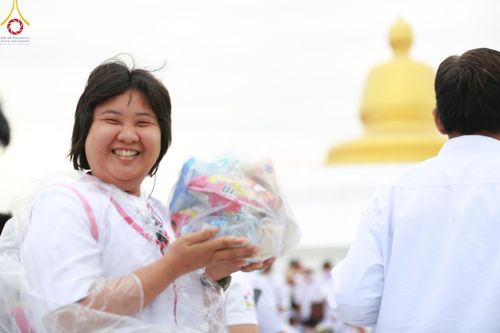 ภาพ No.119551:V.18 ทันทีม การเตรียมงาน เก็บงาน การรับบุญของเจ้าหน้าที่หน่วยงานต่างๆ เพื่อโครงการธรรมยาตรา กตัญญูบูชามหาปูชนียาจารย์ พระมงคลเทพมุนี (สด จนฺทสโร) พระผู้ปราบมาร อนุสรณ์สถาน 7 แห่ง ปีที่ 12 ระหว่างวันที่ 2 - 31 มกราคม พ.ศ.2567