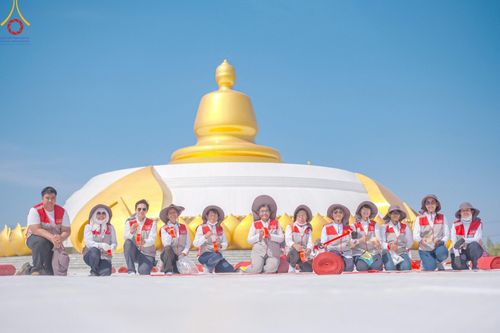 ภาพ No.206709:V.54 สารพัดV สารพัดดี ที่บางปลา ในโครงการธรรมยาตรา กตัญญูบูชา มหาปูชนียาจารย์ พระมงคลเทพมุนี(สด จนฺทสโร) พระผู้ปราบมาร อนุสรณ์สถาน 7 แห่ง ปีที่ 13 ระหว่างวันที่ 2-31 มกราคม พ.ศ. 2568