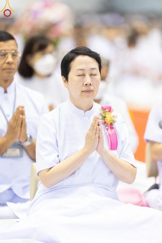 ภาพ No.136728:พิธีตักบาตร พิธีบูชาข้าวพระ ในวันอาทิตย์ต้นเดือนที่ 5 พฤษภาคม พ.ศ. 2567 ณ วัดพระธรรมกาย จ.ปทุมธานี