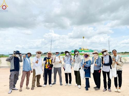 ภาพ No.211306:วันเสาร์ที่ 15 มีนาคม พ.ศ. 2568  การเตรียมงานของเจ้าหน้าที่ เพื่องานฉลองปทุมเจดีย์ ณ ศูนย์อบรมเยาวชนปัตตานี