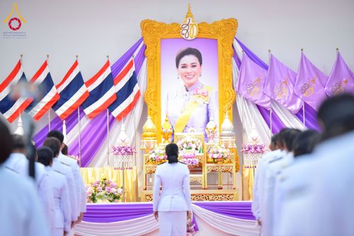 ภาพ No.227247:วันอังคารที่ 3 มิถุนายน พ.ศ. 2568 นายอำเภอคลองหลวง นำพสกนิกรรวมใจภักดิ์ สมเด็จพระนางเจ้าฯ พระบรมราชินี เนื่องในโอกาสวันเฉลิมพระชนมพรรษา ณ อาคารปลูกศรัทธา 2 วัดพระธรรมกาย อ.คลองหลวง จ.ปทุมธานี