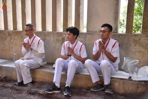 ภาพ No.107809:V.4 ทุ่มใจ การเตรียมงาน เก็บงาน การรับบุญของเจ้าหน้าที่หน่วยงานต่างๆ เพื่อโครงการธรรมยาตรา กตัญญูบูชามหาปูชนียาจารย์ พระมงคลเทพมุนี (สด จนฺทสโร) พระผู้ปราบมาร อนุสรณ์สถาน 7 แห่ง ปีที่ 12 ระหว่างวันที่ 2 - 31 มกราคม พ.ศ.2567