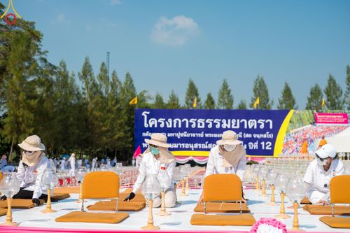 ภาพ No.110156:V.8 พลังทีม การเตรียมงาน เก็บงาน การรับบุญของเจ้าหน้าที่หน่วยงานต่างๆ เพื่อโครงการธรรมยาตรา กตัญญูบูชามหาปูชนียาจารย์ พระมงคลเทพมุนี (สด จนฺทสโร) พระผู้ปราบมาร อนุสรณ์สถาน 7 แห่ง ปีที่ 12 ระหว่างวันที่ 2 - 31 มกราคม พ.ศ.2567