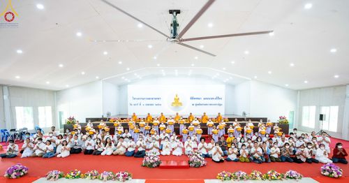 ภาพ No.79303:พิธีตัดปอยผม พิธีขอขมา มอบบาตร-ผ้าไตรนาคธรรมทายาท ในโครงการบรรพชาฟื้นฟูพระพุทธศาสนาทั่วไทย ณ ศูนย์อบรมเยาวชนนครปฐม วันเสาร์ที่ 1 เมษายน พ.ศ.2566