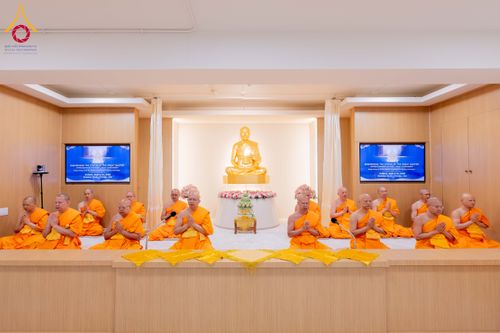 ภาพ No.319127:วันที่ 29 มีนาคม พ.ศ.2569 พิธีอัญเชิญรูปหล่อพระมงคลเทพมุนี (สด จนฺทสโร) ประดิษฐาน ณ ห้องปฏิบัติธรรม “มงคลรัตนโชติ”  วัดพระธรรมกายชิคาโก ประเทศสหรัฐอเมริกา