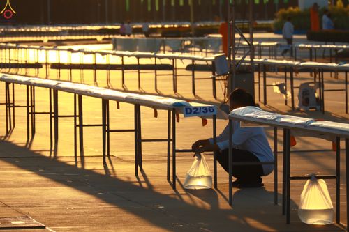 ภาพ No.321565:วันที่ 9-10 เมษายน พ.ศ.2569 การเตรียมงาน มัดถุงน้ำ ถ่วงขาโต๊ะไทยธรรม เพื่องานถวายมหาสังฆทาน 40,000 กว่าวัดทั่วประเทศ วันคุ้มครองโลก 22 เมษายน พ.ศ.2569 วัดพระธรรมกาย