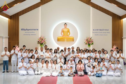 ภาพ No.341313:วันอาทิตย์ที่ 26 กรกฎาคม พ.ศ. 2569 ​โครงการอุปสมบทหมู่บูชาธรรมมหาปูชนียาจารย์ รุ่นที่ ๑ วัดกลางธนรินทร์ ต.บ้านแป้ง อ.พรหมบุรี จ.สิงห์บุรี