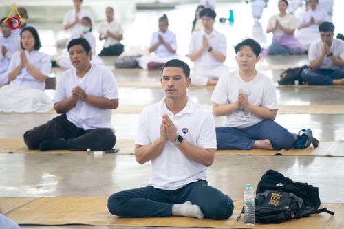 ภาพ No.287603:วันที่ 1 มกราคม พ.ศ. 2569 พิธีบูชาข้าวพระ ณ สภาธรรมกายสากล วัดพระธรรมกาย