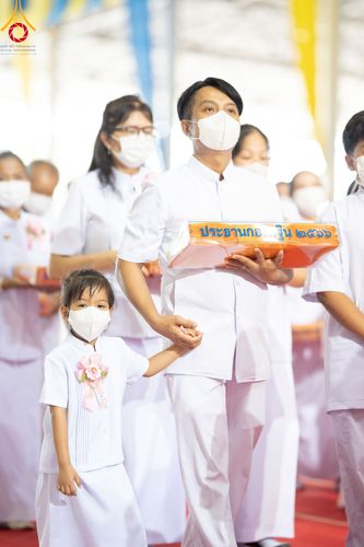 ภาพ No.92258:พิธีทอดกฐินธรรมชัยเพื่อสร้างอาคาร 115 ปี คุณยายอาจารย์มหารัตนอุบาสิกาจันทร์ ขนนกยูง อาทิตย์ต้นเดือนที่ 5 พฤศจิกายน พ.ศ. 2566 ณ วัดพระธรรมกาย จ.ปทุมธานี