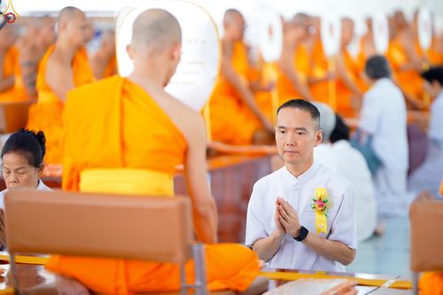 ภาพ No.337495:วันจันทร์ที่ 29 มิถุนายน พ.ศ.2569 (วันพระขึ้น 15 ค่ำ เดือน 8) พิธีบุพเปตพลี ครั้งที่ 184 ณ หอฉันคุณยายอาจารย์ฯ  พิธีสวดธัมมจักกัปปวัตนสูตร ครบ 8,495,000,000 จบ ณ มหาวิหารคด วัดพระธรรมกาย