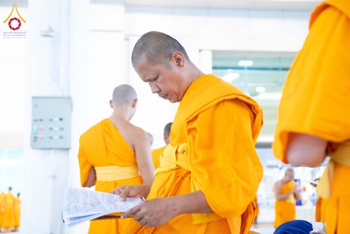 ภาพ No.309432:วันที่ 12 กุมภาพันธ์ พ.ศ. 2569 การสอบบาลีสนามหลวง ประจำปี 2569 ประโยค 1-2, ป.ธ.3/ ประโยค บ.ศ.1-2, บ.ศ.3 ณ สนามสอบประจำจังหวัดปทุมธานี แห่งที่ 2  วัดพระธรรมกาย อ.คลองหลวง จ.ปทุมธานี