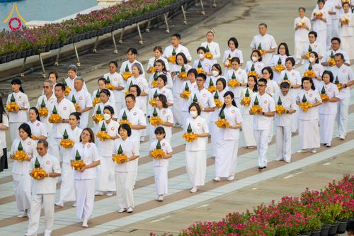 ภาพ No.319383:วันเสาร์ที่ 4 เมษายน พ.ศ.2569 พิธีขอขมา มอบผ้าไตร และถวายบาตรแด่นาคธรรมทายาท ในโครงการบรรพชาสามเณรฟื้นฟูพระพุทธศาสนาทั่วไทย โครงการหน่อแก้วเปรียญธรรม รุ่นที่ 14 โครงการสามเณรยุวธรรมทายาท รุ่นที่ 34 โครงการสามเณรมัชฌิมธรรมทายาท รุ่นที่ 30 ณ สภาธรรมกายสากล