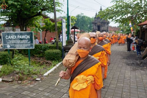ภาพ No.68474:ธรรมยาตรา ณ มหาเจดีย์บรมพุทโธ ประเทศอินโดนีเซีย วันที่ 24 ธันวาคม พ.ศ. 2565