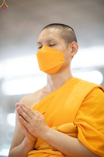 ภาพ No.65170:พิธีบูชาข้าวพระ และสาธุชนปฏิบัติธรรมร่วมกัน ในวันอาทิตย์ต้นเดือนที่ 4 ธันวาคม พ.ศ. 2565 ณ วัดพระธรรมกาย จ.ปทุมธานี