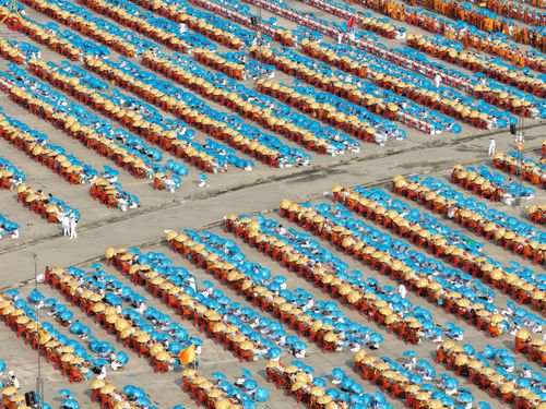 ภาพ No.323959:วันที่ 22 เมษายน พ.ศ.2569 (วันคุ้มครองโลก) พิธีถวายมหาสังฆทาน 40,000 กว่าวัดทั่วประเทศ ณ ลานธรรม พระมหาธรรมกายเจดีย์ วัดพระธรรมกาย