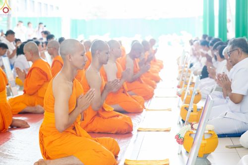 ภาพ No.335343:วันเสาร์ที่ 13 มิถุนายน พ.ศ.2569 พิธีขอบรรพชา , พิธีขอสรณคมน์และศีล , พิธีถวายบาตร , พิธีอุปสมบท โครงการอุปสมบทหมู่ผู้บริหาร รุ่นที่ 16 , โครงการอุปสมบทหมู่ธรรมทายาท  ระดับอุดมศึกษา รุ่นที่ 53 (ภาคฤดูฝน) ณ โบสถ์พระไตรปิฏก วัดพระธรรมกาย