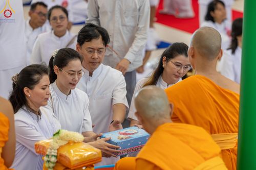 ภาพ No.137783:พิธีอุปสมบทสามเณรอุทิศชีวิต 11 รูป วันวิสาขบูชา พุธที่ 22 พฤษภาคม พ.ศ.2567 ณ อุโบสถ วัดพระธรรมกาย