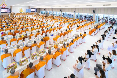 ภาพ No.81228:พิธีถวายสังฆทานแด่คณะสงฆ์ 323 วัด พิธีมอบกองทุนหนุนแรงใจช่วยครูใต้ และพิธีทำบุญอุทิศส่วนกุศลแด่ผู้วายชนม์ในเหตุการณ์ความไม่สงบ ๔ จังหวัดชายแดนภาคใต้  ปีที่ 19 ครั้งที่ 162 วันเสาร์ที่ 27 พฤษภาคม พ.ศ. 2566 ณ ศูนย์ปฏิบัติธรรมภาคใต้ อ.บางกล่ำ จ.สงขลา