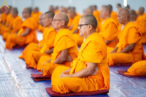 ภาพ No.315287:​วันอาทิตย์ที่ 22 มีนาคม พ.ศ.2569 สามเณรธรรมทายาทเนปาล 500 รูป ฟังธรรม สวดมนต์ ปฏิบัติธรรมร่วมกัน  ณ International Assembly and Meditation Hall Lumbini