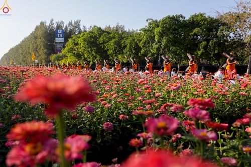 ภาพ No.279630:วันที่ 2 มกราคม พ.ศ.2569 พิธีต้อนรับพระธรรมยาตรา ครั้งที่ 1 ณ วัดพระธรรมกาย (วิหารหลวงปู่ - พระมหาธรรมกายเจดีย์)