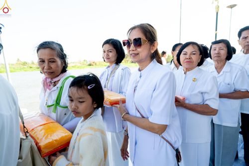 ภาพ No.288699:วันที่ 5 มกราคม พ.ศ. 2569 พิธีทอดผ้าป่าทำนุบำรุงศาสนสถาน ณ วัดศิลามูล อ.บางเลน จ.นครปฐม ในโครงการธรรมยาตรา กตัญญูบูชา มหาปูชนียาจารย์ พระมงคลเทพมุนี(สด จนฺทสโร) พระผู้ปราบมาร อนุสรณ์สถาน 7 แห่ง ปีที่ 14