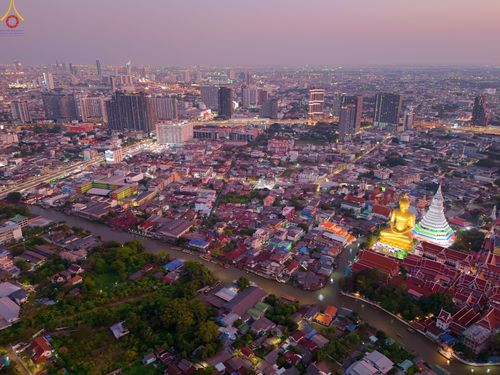 ภาพ No.302917:วันที่ 24 มกราคม พ.ศ. 2569 พิธีจุดประทีปธรรมถวายเป็นพุทธบูชา  และบูชาธรรมมหาปูชนียาจารย์  ณ อาคารธรรมยาตรา กตัญญูบูชามหาปูชนียาจารย์  ตรงข้ามวัดปากน้ำภาษีเจริญ จ.กรุงเทพมหานคร ในโครงการธรรมยาตรา กตัญญูบูชา มหาปูชนียาจารย์ พระมงคลเทพมุนี(สด จนฺทสโร) พระผู