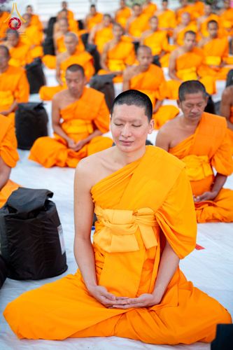 ภาพ No.294601:วันอาทิตย์ที่ 14 ธันวาคม พ.ศ.2568 พระธรรมยาตราปฏิบัติธรรมและถ่ายภาพหมู่ประวัติศาสตร์ ณ วัดสองพี่น้อง ต.ต้นตาล อ.สองพี่น้อง จ.สุพรรณบุรี ในโครงการธรรมยาตรา กตัญญูบูชา มหาปูชนียาจารย์ พระมงคลเทพมุนี(สด จนฺทสโร) พระผู้ปราบมาร อนุสรณ์สถาน 7 แห่ง ปีที่ 14