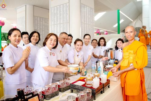 ภาพ No.330921:วันวิสาขบูชา อาทิตย์ที่ 31 พฤษภาคม พ.ศ.2569 พิธีบรรพชาสามเณรอุบาสก 11 ท่าน , พิธีถวายบาตรผ้าไตร และจตุปัจจัยไทยธรรม แด่สามเณร , พิธีอุปสมบทอุทิศชีวิต , พิธีกล่าวคำกัปปิยภัณฑ์  ณ อุโบสถพระไตรปิฎก วัดพระธรรมกาย จังหวัดปทุมธานี