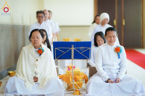 ภาพ No.328733:วันอาทิตย์ที่ 10 พฤษภาคม พ.ศ. 2569 พิธีสักการะพระบรมสารีริกธาตุ ณ วัดพระธรรมกายเบลเยียม