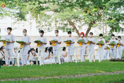 ภาพ No.80040:พิธีตัดปอยผมและปลงผมนาคธรรมทายาท โครงการอุปสมบทหมู่ธรรมทายาท พุทธศาสตร์สากลรุ่นที่ 7 (ภาคฤดูร้อน) วันอาทิตย์ที่ 9 เมษายน พ.ศ.2566