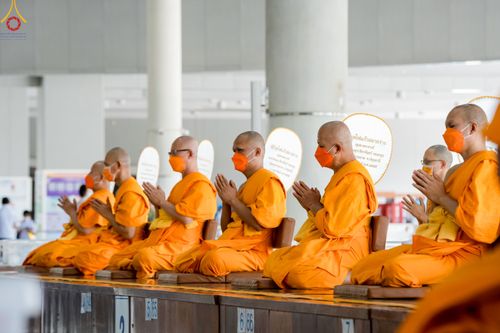 ภาพ No.83995:พิธีบุพเปตพลี ครั้งที่ 137 ร่วมอุทิศบุญกุศลแด่หมู่ญาติที่ล่วงลับไปแล้ว และสืบทอดอายุพระพุทธศาสนา ในวันจันทร์ที่ 17 กรกฎาคม พ.ศ. 2566 ณ หอฉันคุณยายอาจารย์ฯ วัดพระธรรมกาย