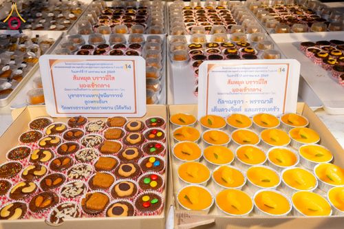 ภาพ No.295929:วันที่ 17 มกราคม พ.ศ. 2569 พิธีถวายภัตตาหารเป็นสังฆทาน แด่พระธรรมยาตรา ณ วัดโบสถ์บน ต.บางคูเวียง จ.นนทบุรี อนุสรณ์สถานลำดับที่ 4 สถานที่เกิดด้วยกายธรรม ในโครงการธรรมยาตรา กตัญญูบูชา มหาปูชนียาจารย์ พระมงคลเทพมุนี(สด จนฺทสโร) พระผู้ปราบมาร อนุสรณ์สถาน 7 แ