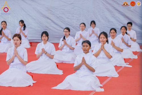 ภาพ No.284539:วันพุธที่ 17  ธันวาคม พ.ศ.2568  พิธีบวชอุบาสิกาแก้ว อินโดนีเซีย ณ ประเทศอินโดนีเซีย