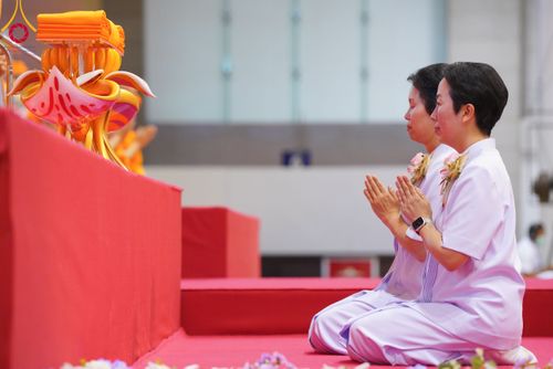 ภาพ No.92368:พิธีทอดกฐินธรรมชัยเพื่อสร้างอาคาร 115 ปี คุณยายอาจารย์มหารัตนอุบาสิกาจันทร์ ขนนกยูง อาทิตย์ต้นเดือนที่ 5 พฤศจิกายน พ.ศ. 2566 ณ วัดพระธรรมกาย จ.ปทุมธานี