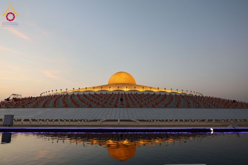 ภาพ No.312150:วันอังคารที่ 3 มีนาคม พ.ศ.2569 พิธีเวียนประทักษิณและจุดมาฆประทีป ณ ลานธรรมพระมหาธรรมกายเจดีย์ วัดพระธรรมกาย