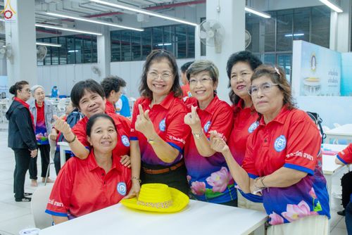 ภาพ No.321137:วันที่ 10 เมษายน พ.ศ.2569 โครงการส่งเสริมและสนับสนุนการเรียนรู้สำหรับผู้สูงอายุ ประจำปีงบประมาณ พ.ศ.2569 จัดโดย ฝ่ายสังคมสงเคราะห์ กองสวัสดิการสังคม องค์การบริหารตำบลคลองสาม จ.ปทุมธานี ณ วัดพระธรรมกาย