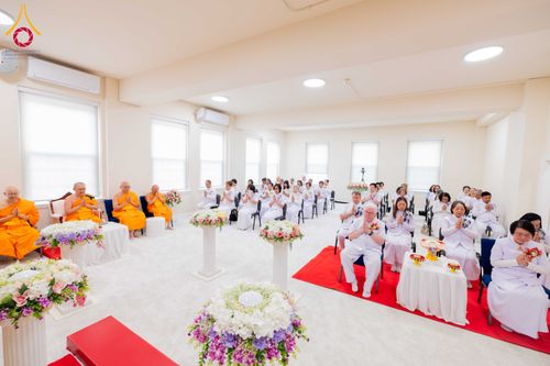 ภาพ No.319110:วันที่ 29 มีนาคม พ.ศ.2569 พิธีอัญเชิญรูปหล่อพระมงคลเทพมุนี (สด จนฺทสโร) ประดิษฐาน ณ ห้องปฏิบัติธรรม “มงคลรัตนโชติ”  วัดพระธรรมกายชิคาโก ประเทศสหรัฐอเมริกา