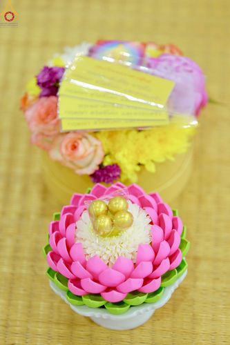 ภาพ No.81555:พิธีตักบาตร ข้าวสารอาหารแห้ง และพิธีบูชาข้าวพระ ณ สภาธรรมกายสากล วัดพระธรรมกาย วันเสาร์ที่ 3 มิถุนายน 2566