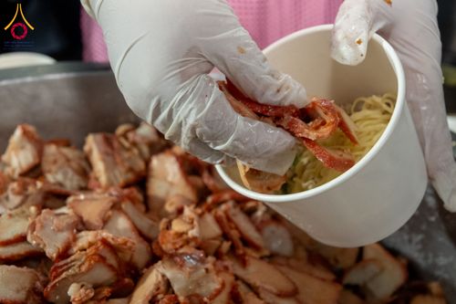 ภาพ No.291286:วันที่ 10 มกราคม พ.ศ. 2569 พิธีถวายภัตตาหารเป็นสังฆทาน แด่พระธรรมยาตรา ณ อนุสรณ์สถานคลองบางนางแท่น อ.สามพราน จ.นครปฐม ในโครงการธรรมยาตรา กตัญญูบูชา มหาปูชนียาจารย์ พระมงคลเทพมุนี(สด จนฺทสโร) พระผู้ปราบมาร อนุสรณ์สถาน 7 แห่ง ปีที่ 14