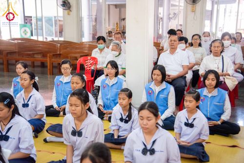 ภาพ No.305154:วันที่ 28 มกราคม พ.ศ. 2569 พิธีทอดผ้าป่าทำนุบำรุงศาสนสถาน ณ วัดเกิดการอุดม อ.คลองหลวง จ.ปทุมธานี ในโครงการธรรมยาตรา กตัญญูบูชา มหาปูชนียาจารย์ พระมงคลเทพมุนี(สด จนฺทสโร) พระผู้ปราบมาร อนุสรณ์สถาน 7 แห่ง ปีที่ 14